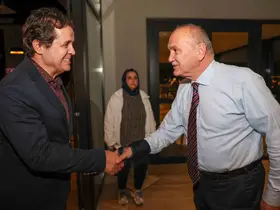 Akademisyenler Faruk Özlü ile buluştu
