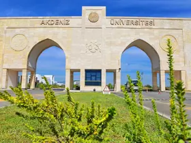 Akdeniz Üniversitesi dünyanın en iyileri arasında
