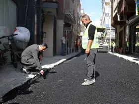 Akdeniz’de yol çalışmaları hız kesmeden sürüyor
