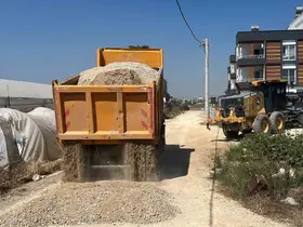 Akdeniz’de yollar yenileniyor, ulaşım güvenliği artırılıyor
