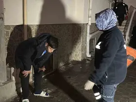 Aksaray’da apartmanda yangın paniği: 6 kişi dumandan etkilendi
