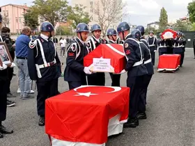 Aksaray’da şehit jandarmalar gözyaşlarıyla memleketlerine uğurlandı
