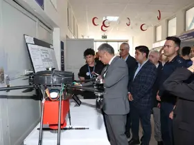 Aksu Uçak Bakım Lisesi’nde bilim fuarı açıldı
