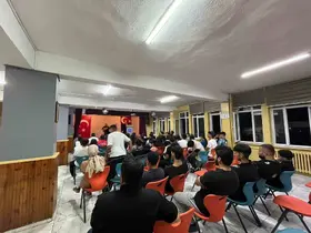 Akyaka’da rafting sporcularına aşık geleneğiyle unutulmaz gece
