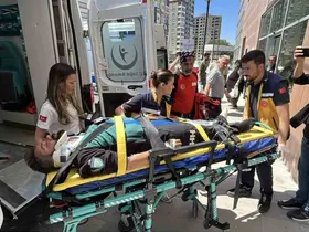 Aladağlar’da mahsur kalan dağcı ve eşi helikopterle kurtarıldı
