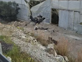 Alanya’da otomobil muz serasına devrildi: 1 ölü, 1 yaralı
