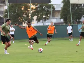 Alanyaspor, Fenerbahçe maçı hazırlıklarına başladı
