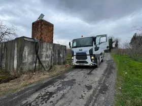 Alaplı’da dereye atılan ölü tavuklar nedeniyle 8 köy susuz kaldı
