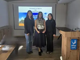 Aliağa’da ailelere ergenlik iletişimi semineri
