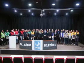 Aliağa’da orman yangınlarıyla mücadele eden personele teşekkür belgesi
