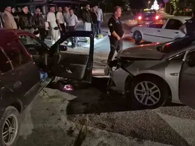 Alkollü sürücü, fark etmediği beton refüjü aşıp kaza yaptı: "Ben orayı düz sandım"
