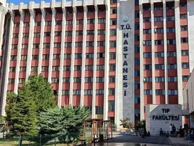 Alkolü bitince kolonya içen şahıs hastaneye kaldırıldı
