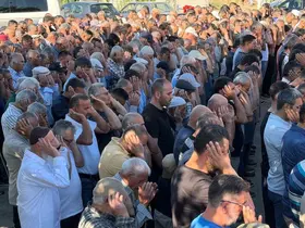 Almanya’dan memleketlerine giderken kazada ölen 3 kişi son yolculuğuna uğurlandı
