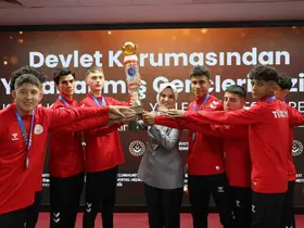 Altın Kramponlar Polonya’dan üçüncülükle döndü

