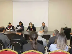 Altıntaş’ta okul güvenliği üzerine değerlendirme toplantısı
