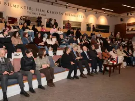 Anadolu Üniversitesi’nde ’Yapay Zekâ ve Sağlık’ semineri düzenlendi

