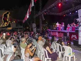 ‘Angara Gazinosu’ oyununa Mersin’de tam not
