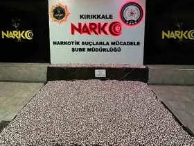 Ankara’dan çevre illere uyuşturucu sevkiyatına operasyon: 107 bin 200 sentetik ecza hapı ele geçirildi
