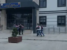 Antalya merkezli 27 ilde eş zamanlı yasa dışı bahis operasyonu: 79 gözaltı
