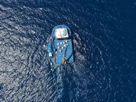 Antalya’da 50 yapay resif denize indirildi
