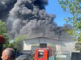 Antalya’da depo yangını
