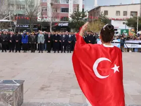 Ardahan’da 23 Nisan coşkusu törenle kutlandı

