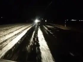 Ardahan’da dolu yağışı: Yollar beyaza büründü
