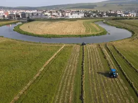Ardahan’da hasat mesaisi havadan görüntülendi
