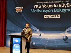 Arnavutköy’de YKS’ye hazırlanan gençlere motivasyon desteği
