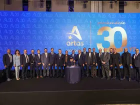 Artaş Holding perakendede 30’uncu yılını kutladı
