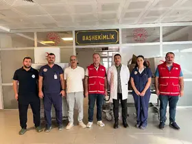 Artuklu Kızılay’dan hastanede tedavi gören çocuklara giyim desteği
