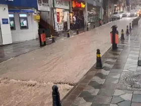 Artvin’de sağanak heyelan ve sele neden oldu
