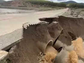 Aşırı yağışlar Akdağ Tabiat Parkı’na çıkan yolu çökertti
