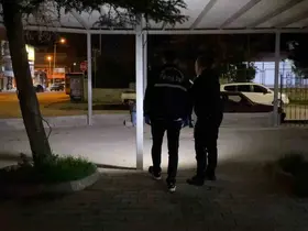 Aşk üçgeni bıçaklı kavgaya dönüştü: 2 yaralı
