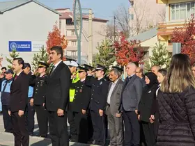 Aşkale’de 10 Kasım’da Atatürk, saygı ve özlemle anıldı
