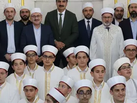 Aşkale’de 25 genç hafız icazetini aldı
