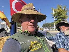 At arabasıyla 4 bin 800 kilometre yol katedecekler
