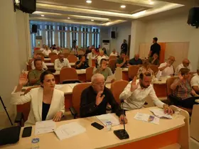 Atakum’da 265 milyon TL’lik personel maaşı teminat mektubu maddesi komisyona havale edildi

