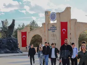 Atatürk Üniversitesi Kalkındırma Vakfı, 2025-2026 eğitim-öğretim yılı burs başvurularını açtı
