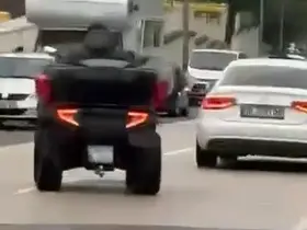 ATV ile drift attı, o anlar kameraya yansıdı
