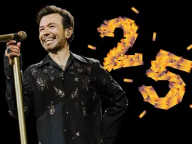 Axess 25’inci yaşını Yalın’la kutluyor

