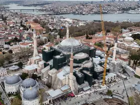 Ayasofya’da dev restorasyonda kritik aşama: Kubbe kapatılıyor
