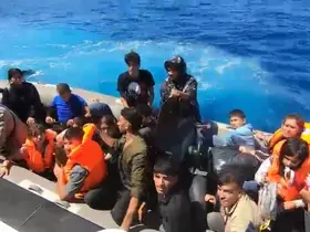 Aydın açıklarında 21 düzensiz göçmen yakalandı
