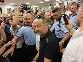 Aydın Büyükşehir Belediye Meclisi’nde gergin anlar

