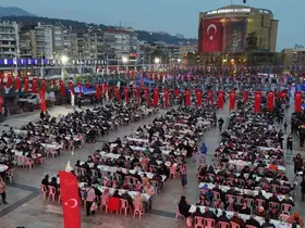 Aydın Büyükşehir Belediyesi vatandaşları iftar sofralarında buluşturacak
