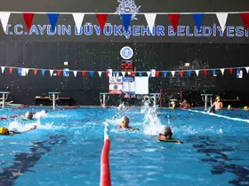 Aydın Büyükşehir’in yaz dönemi yüzme kurslarına yoğun ilgi
