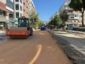 Aydın Büyükşehir’in yol çalışmaları sürüyor
