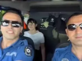 Aydın polisinden YKS’ye giren engelli öğrenciye anlamlı destek
