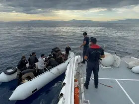 Aydın’da 19 düzensiz göçmen kurtarıldı

