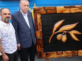 Aydın’da ahşap oyma ustasının eserleri makam odalarını süslüyor
